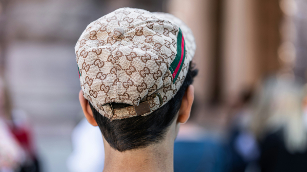 Razzia gegen Markenpiraterie: Waren im Wert von 17 Millionen Euro beschlagnahmt - Quelle: Carl Tronders/Unsplash